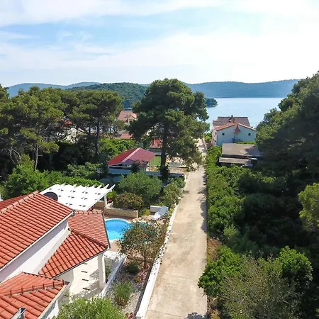 Vakantiehuis Maya By Interhome *