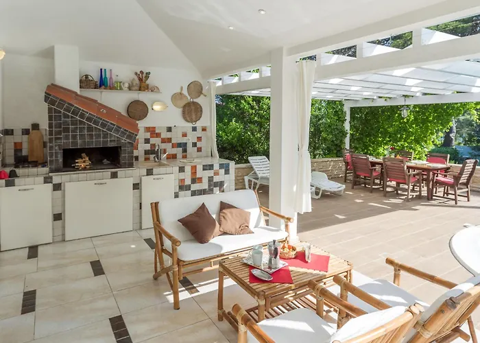 Maya By Interhome Molat