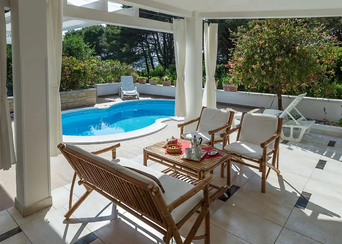 Maya By Interhome Molat