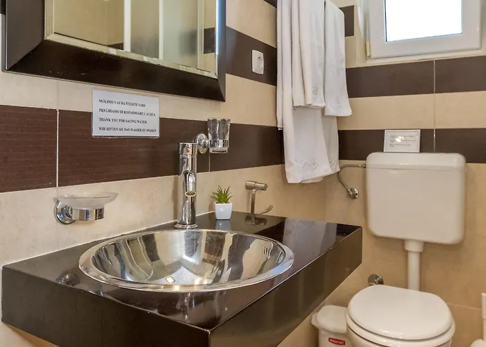 Maya By Interhome Molat